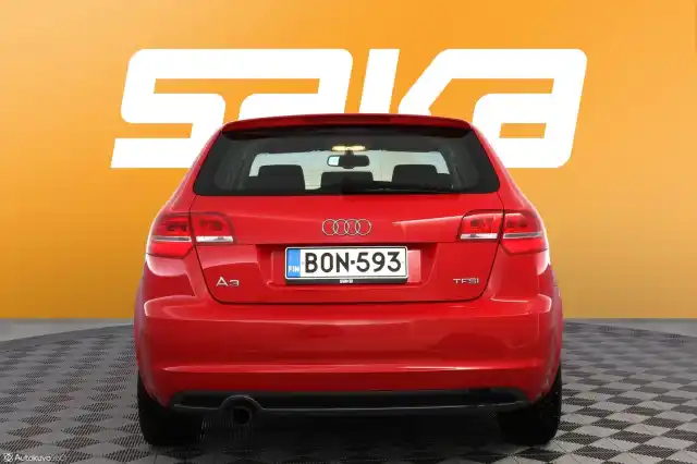 Punainen Viistoperä, Audi A3 – BON-593