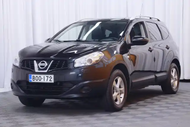 Musta Maastoauto, Nissan Qashqai+2 – BOO-172