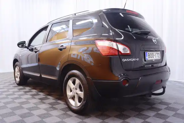 Musta Maastoauto, Nissan Qashqai+2 – BOO-172