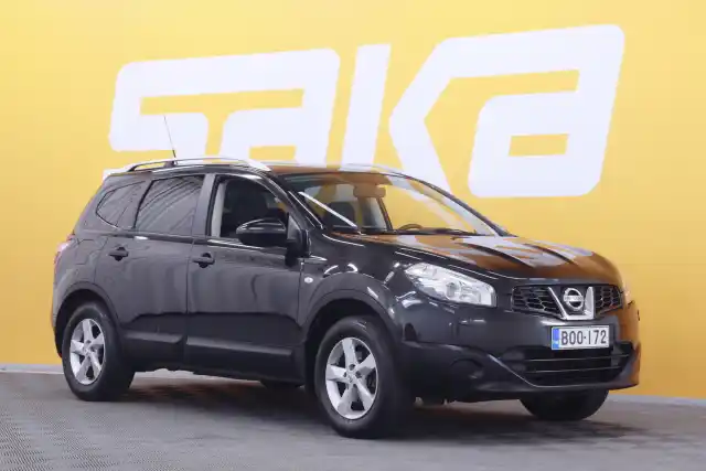 Musta Maastoauto, Nissan Qashqai+2 – BOO-172