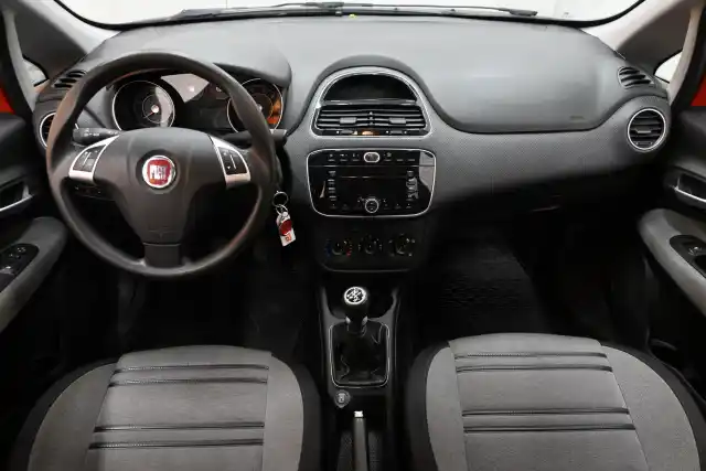 Punainen Viistoperä, Fiat Punto Evo – BOO-975