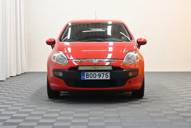 Punainen Viistoperä, Fiat Punto Evo – BOO-975