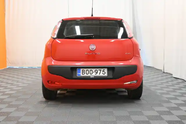 Punainen Viistoperä, Fiat Punto Evo – BOO-975