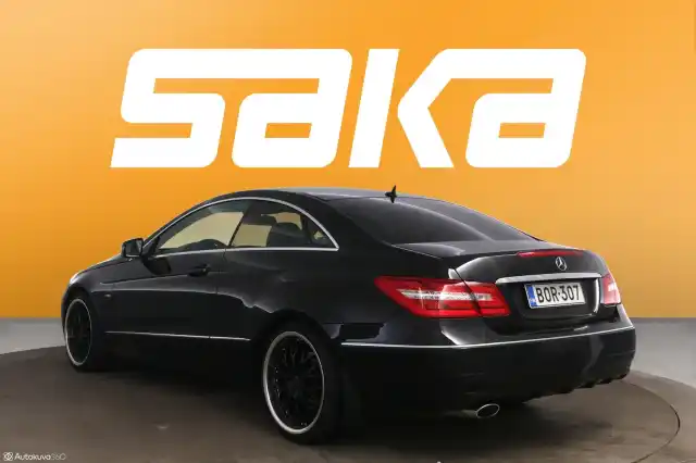 Musta Coupe, Mercedes-Benz E – BOR-307