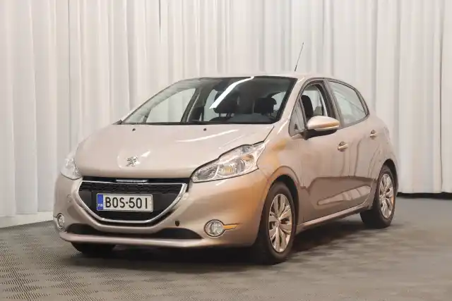 Harmaa Viistoperä, Peugeot 208 – BOS-501