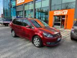 Punainen Tila-auto, Volkswagen Touran – BOV-870, kuva 1