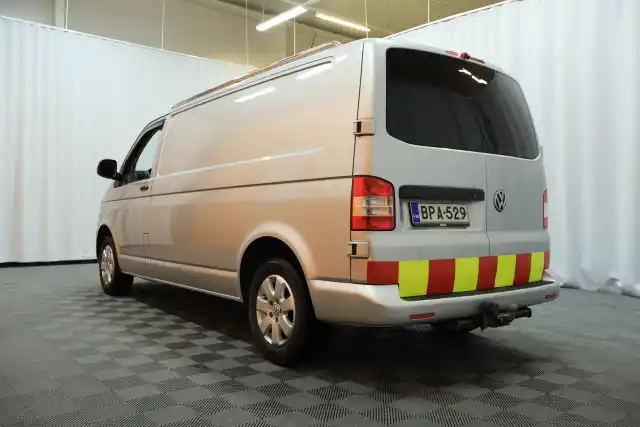 Harmaa Pakettiauto, Volkswagen Transporter – BPA-529