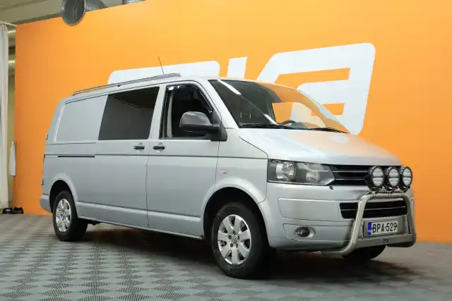 Harmaa Pakettiauto, Volkswagen Transporter – BPA-529