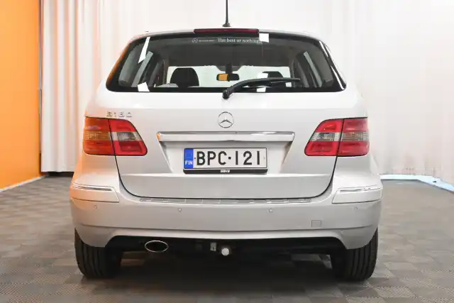 Harmaa Tila-auto, Mercedes-Benz B – BPC-121