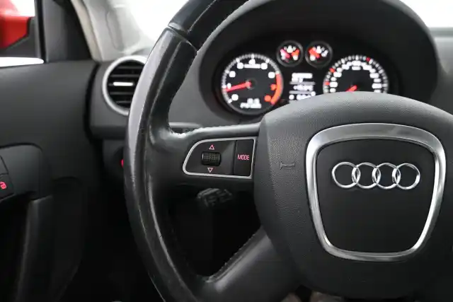 Punainen Viistoperä, Audi A3 – BPC-161