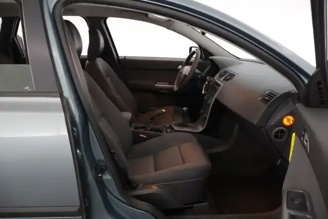 Vihreä Farmari, Volvo V50 – BPF-970