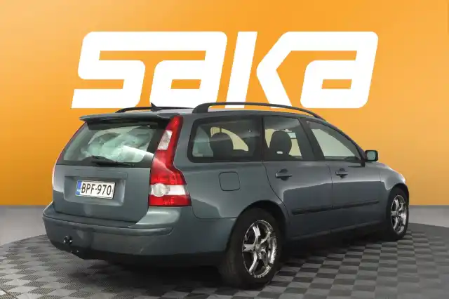 Vihreä Farmari, Volvo V50 – BPF-970