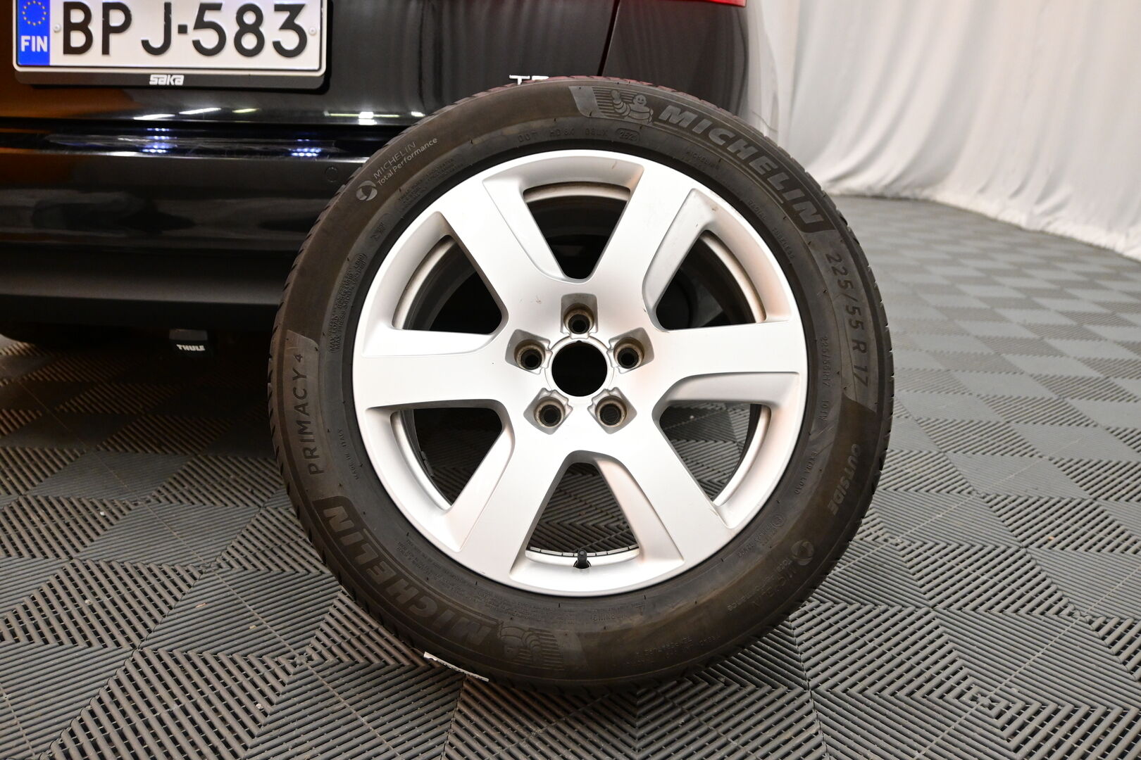Musta Farmari, Audi A6 – BPJ-583
