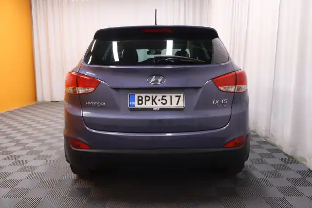 Sininen Maastoauto, Hyundai ix35 – BPK-517