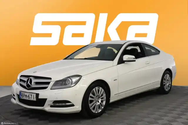 Valkoinen Coupe, Mercedes-Benz C – BPM-671