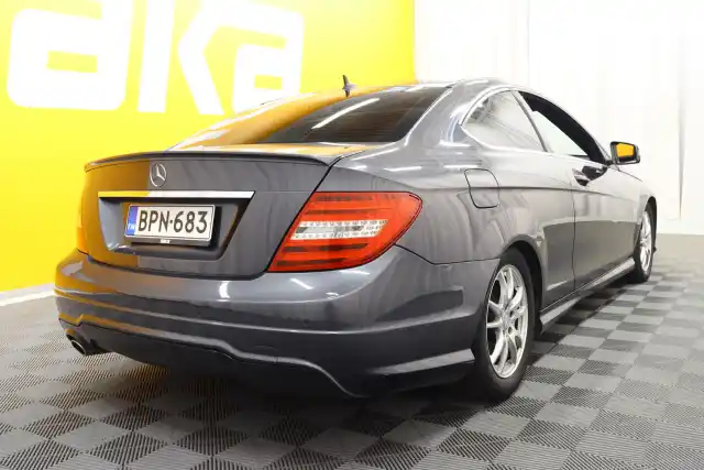 Musta Coupe, Mercedes-Benz C – BPN-683