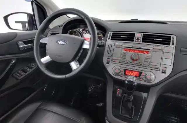 Musta Maastoauto, Ford Kuga – BPO-348