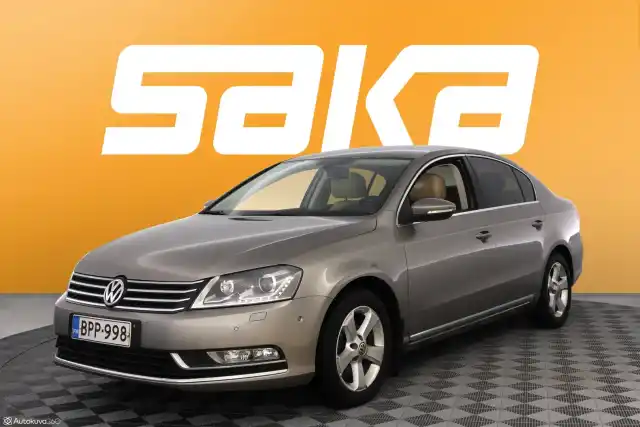 Ruskea Sedan, Volkswagen Passat – BPP-998