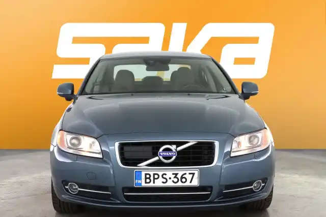 Sininen Sedan, Volvo S80 – BPS-367