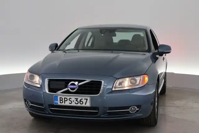 Sininen Sedan, Volvo S80 – BPS-367