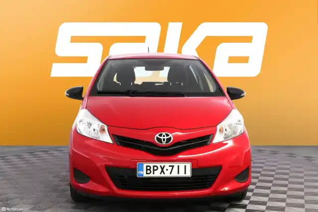 Punainen Viistoperä, Toyota Yaris – BPX-711