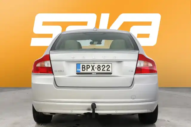 Harmaa Sedan, Volvo S80 – BPX-822