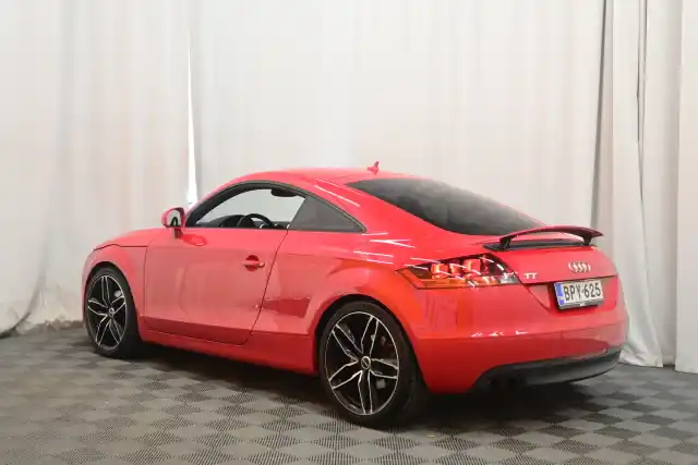 Punainen Coupe, Audi TT – BPY-625