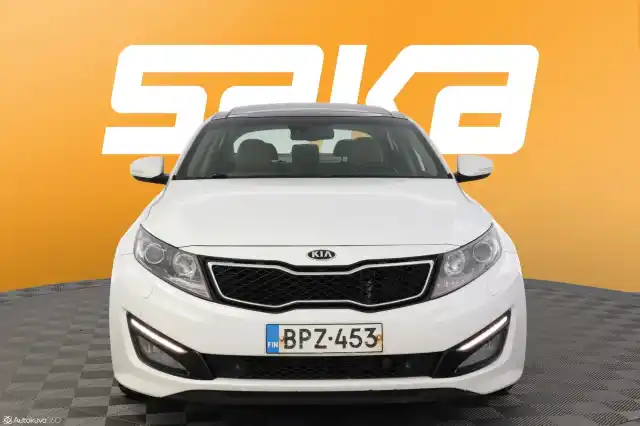 Valkoinen Sedan, Kia Optima – BPZ-453