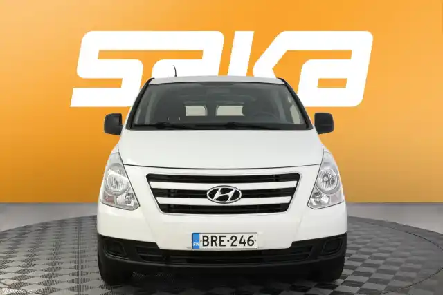Valkoinen Pakettiauto, Hyundai H1 VAN – BRE-246
