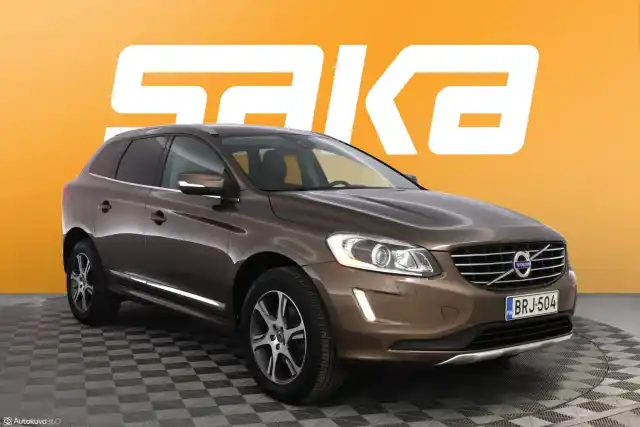 Ruskea Maastoauto, Volvo XC60 – BRJ-504