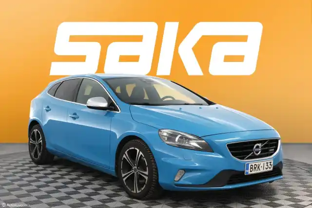 Sininen Viistoperä, Volvo V40 – BRK-133