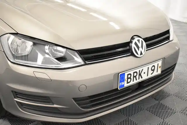 Harmaa Farmari, Volkswagen Golf – BRK-191