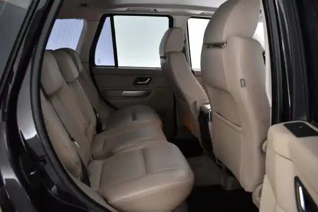 Musta Maastoauto, Land Rover Range Rover Sport – BRL-996