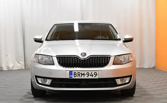 Hopea Viistoperä, Skoda Octavia – BRM-949