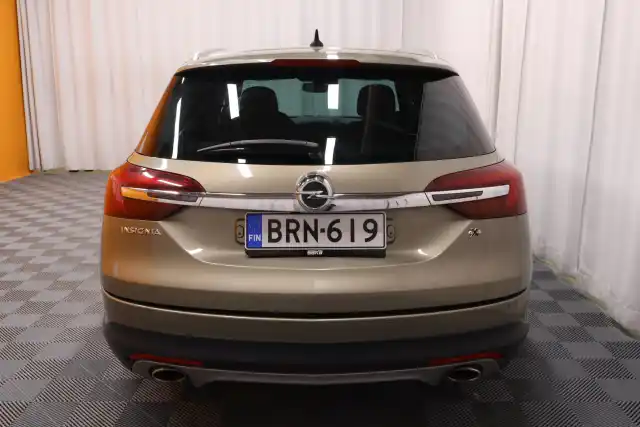 Ruskea (beige) Farmari, Opel Insignia – BRN-619