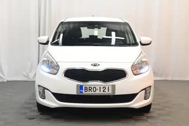 Valkoinen Tila-auto, Kia Carens – BRO-121