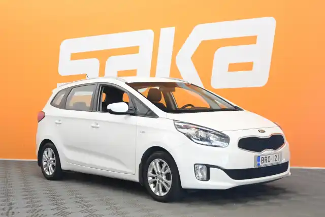 Valkoinen Tila-auto, Kia Carens – BRO-121