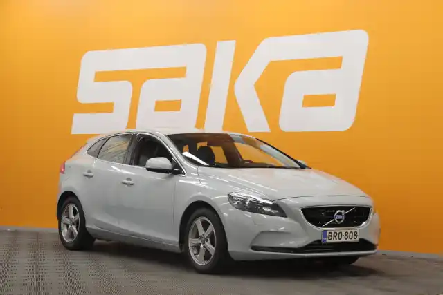 Sininen Viistoperä, Volvo V40 – BRO-808