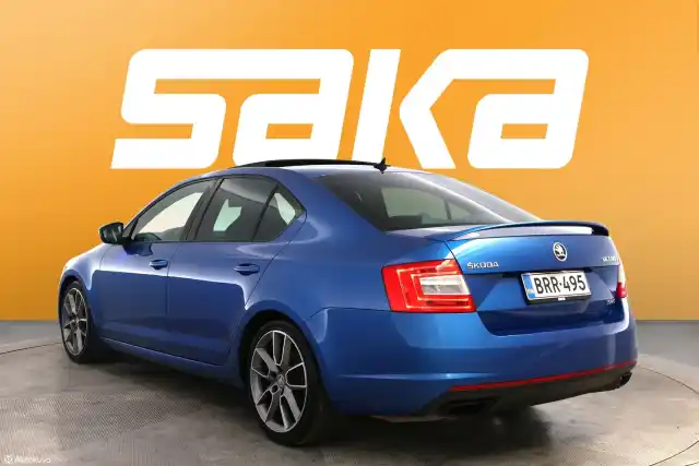 Sininen Sedan, Skoda Octavia – BRR-495