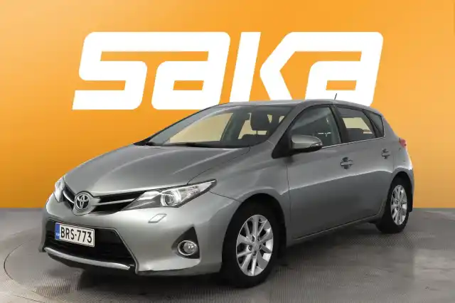 Harmaa Viistoperä, Toyota Auris – BRS-773