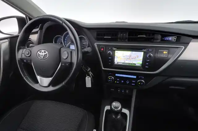 Harmaa Viistoperä, Toyota Auris – BRS-773