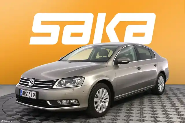 Ruskea (beige) Sedan, Volkswagen Passat – BRZ-319