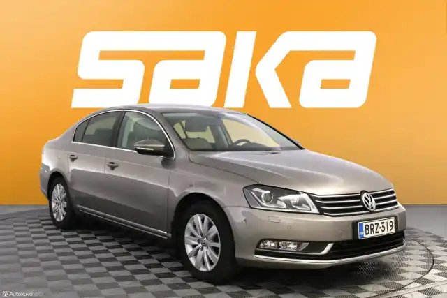 Ruskea (beige) Sedan, Volkswagen Passat – BRZ-319