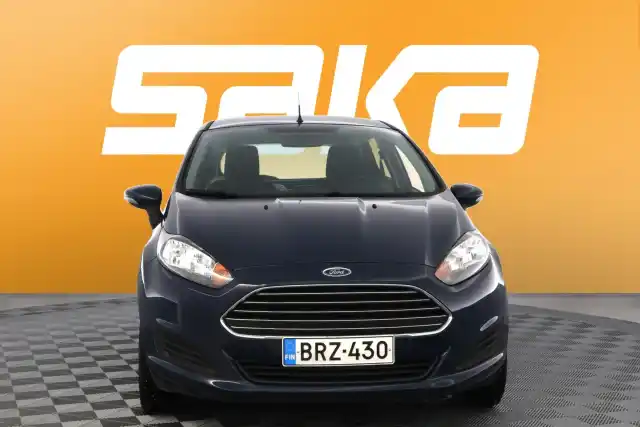 Sininen Viistoperä, Ford Fiesta – BRZ-430