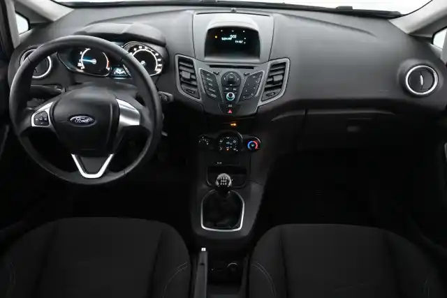 Sininen Viistoperä, Ford Fiesta – BRZ-430