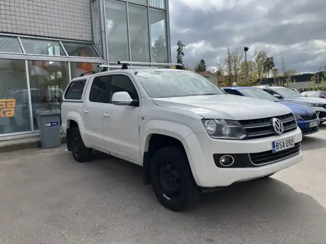 Valkoinen Avolava, Volkswagen Amarok – BSA-282