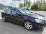 Musta Sedan, Volvo S60 – BSC-822, kuva 1