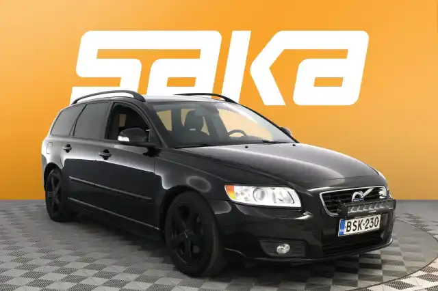 Musta Tila-auto, Volvo V50 – BSK-230