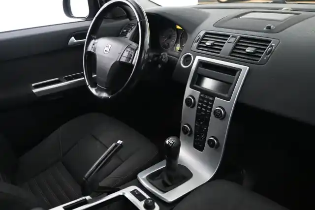 Musta Tila-auto, Volvo V50 – BSK-230