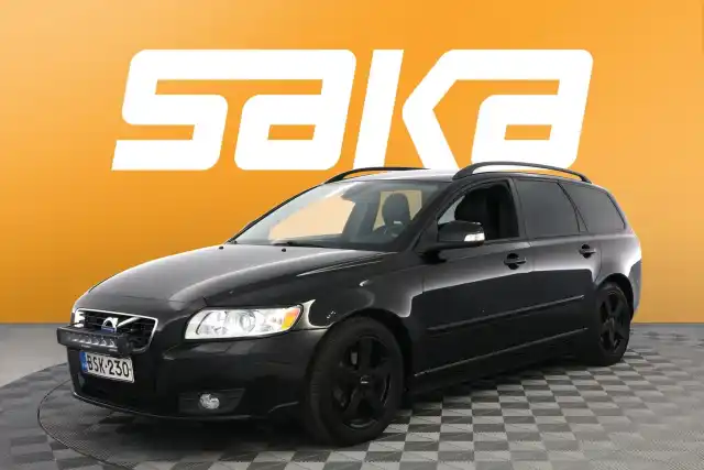 Musta Tila-auto, Volvo V50 – BSK-230